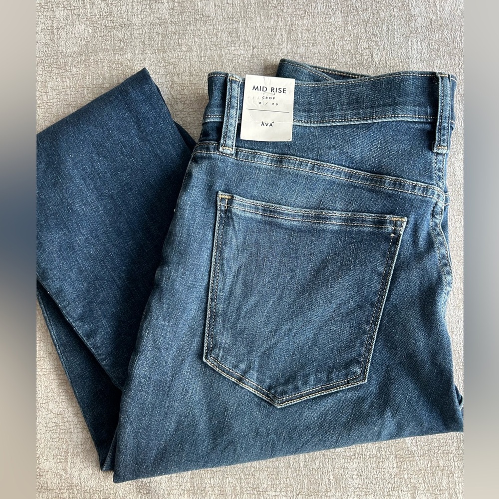 NWT Lucky Ava Mid Rise Crop Size 8
